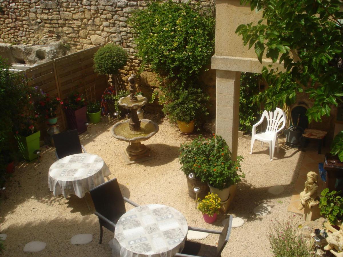 Locastillon Bagian luar foto